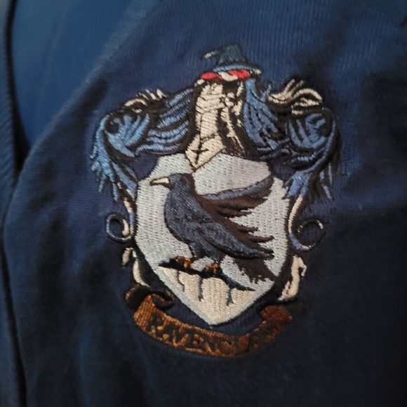 Ravenclaw Cardigan - Picture 2 of 4